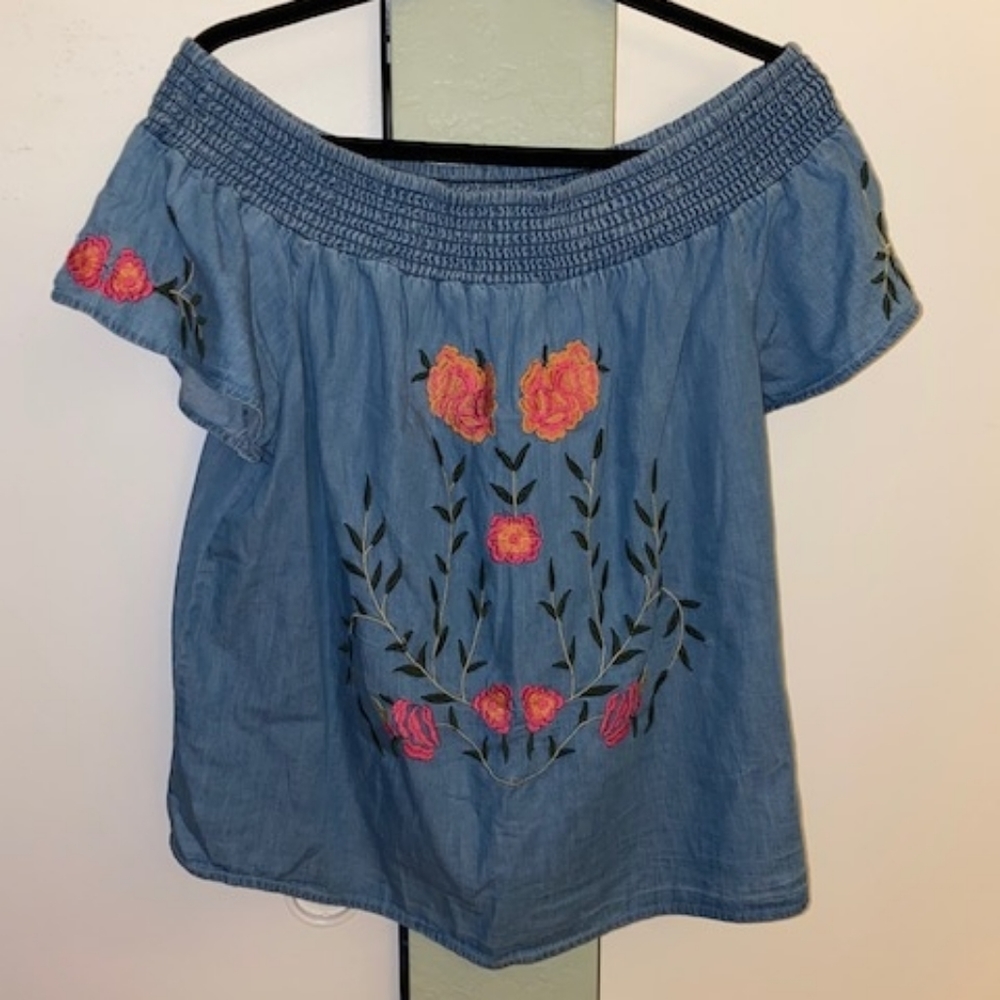 Francesca's off shoulder blouse